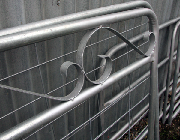 FARM GATE 'BARRA' DECORATIVE